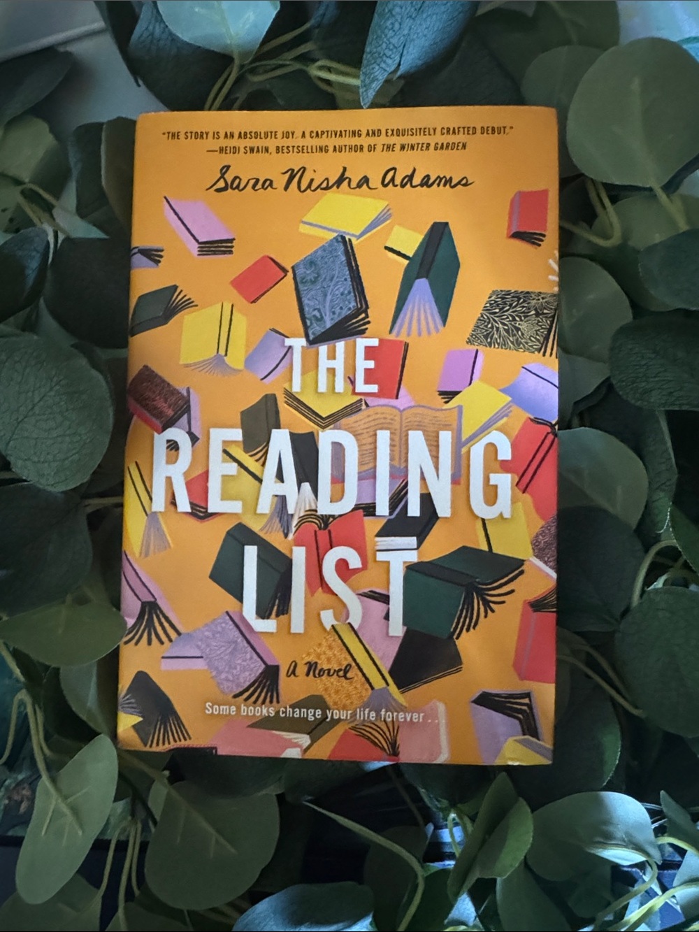 The Reading List by Sara Nisha Adams - Picture 1 of 3